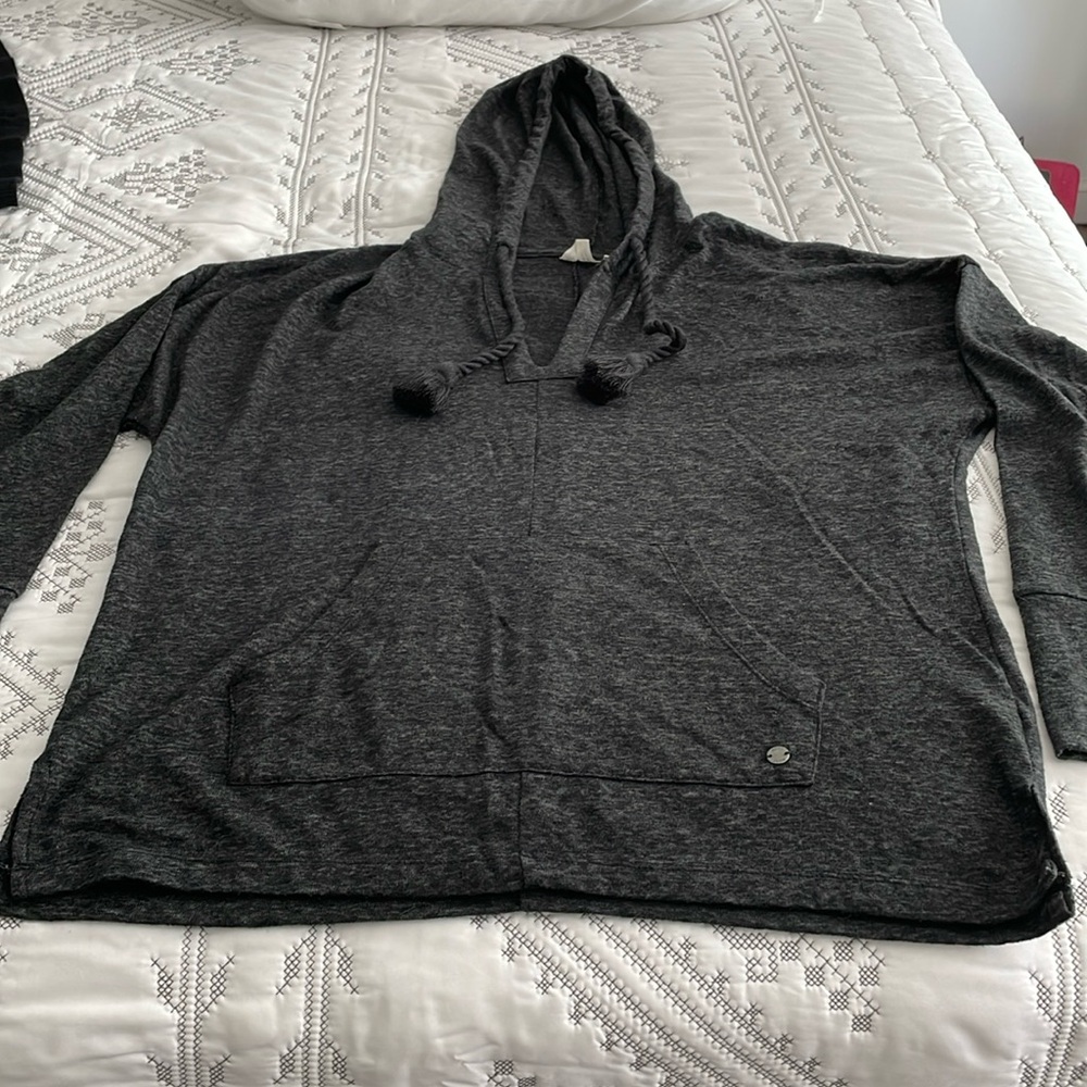 Roxy light weight hoodie